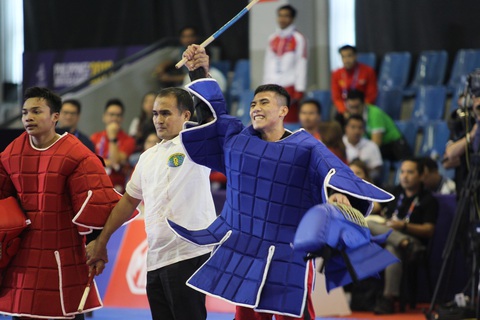 Không thắng trận nào, VĐV võ gậy vẫn giành huy chương SEA Games - Ảnh 1. Không thắng trận nào, VĐV võ gậy vẫn giành huy chương SEA Games - Ảnh 1.
