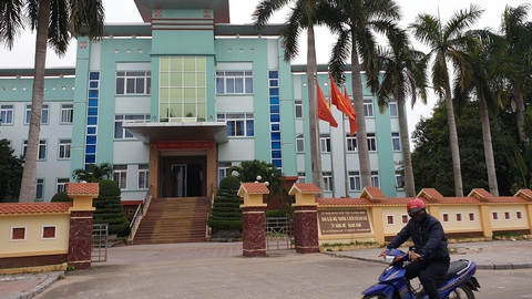 Thiếu trách nhiệm, 4 cán bộ lãnh đạo ban quản lý dự án tại Đồng Hới bị bắt - Ảnh 1. Thiếu trách nhiệm, 4 cán bộ lãnh đạo ban quản lý dự án tại Đồng Hới bị bắt - Ảnh 1.