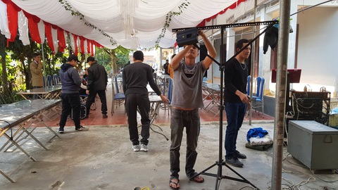Nhà Văn Toản dựng rạp, nấu 60 mâm cỗ mời cả làng đến cổ vũ U22 Việt Nam - Ảnh 1. Nhà Văn Toản dựng rạp, nấu 60 mâm cỗ mời cả làng đến cổ vũ U22 Việt Nam - Ảnh 1.