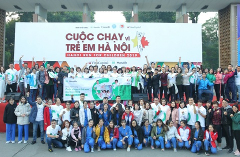 Cuộc chạy vì trẻ em Hà Nội 2019 tràn ngập sắc màu Manulife Việt Nam - Ảnh 1. Cuộc chạy vì trẻ em Hà Nội 2019 tràn ngập sắc màu Manulife Việt Nam - Ảnh 1.