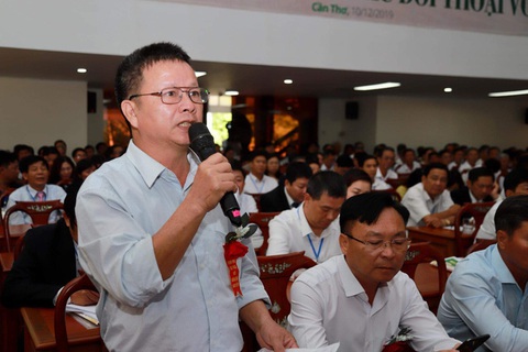 Thủ tướng giải đáp nhiều câu hỏi nóng của nông dân cả nước - Ảnh 2. Thủ tướng giải đáp nhiều câu hỏi nóng của nông dân cả nước - Ảnh 2.