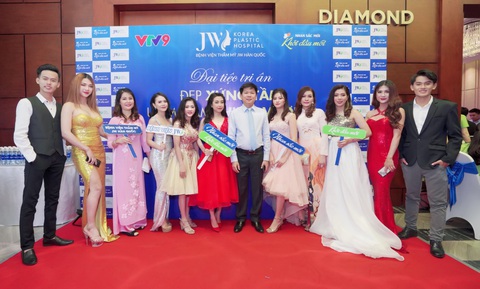 Hơn 2.000 khách hàng quy tụ tại đại tiệc thẩm mỹ của Bệnh viện JW - Ảnh 5. Hơn 2.000 khách hàng quy tụ tại đại tiệc thẩm mỹ của Bệnh viện JW - Ảnh 5.