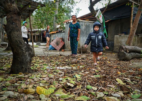 Người dân mời lãnh đạo huyện xuống khu vực gần Hòa Phát cho biết ô nhiễm - Ảnh 2. Người dân mời lãnh đạo huyện xuống khu vực gần Hòa Phát cho biết ô nhiễm - Ảnh 2.