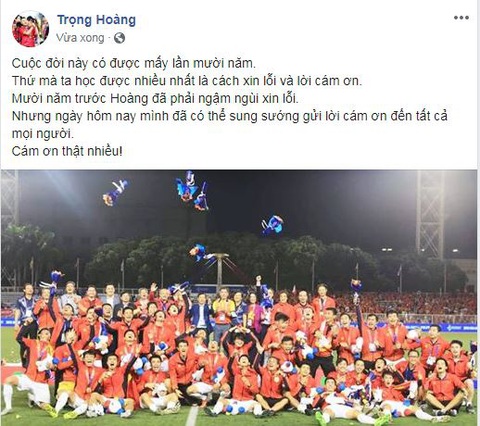 Văn Hậu khoe ảnh nhận huy chương, Trọng Hoàng cảm ơn CĐV trên Facebook - Ảnh 2. Văn Hậu khoe ảnh nhận huy chương, Trọng Hoàng cảm ơn CĐV trên Facebook - Ảnh 2.
