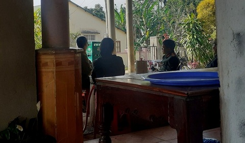 Người trói rồi đánh vợ đến chết vì ghen là sĩ quan quân đội - Ảnh 1. Người trói rồi đánh vợ đến chết vì ghen là sĩ quan quân đội - Ảnh 1.
