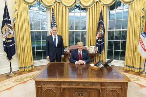 Ông Trump nói đã cảnh báo Nga không can thiệp bầu cử Mỹ - Ảnh 1. Ông Trump nói đã cảnh báo Nga không can thiệp bầu cử Mỹ - Ảnh 1.