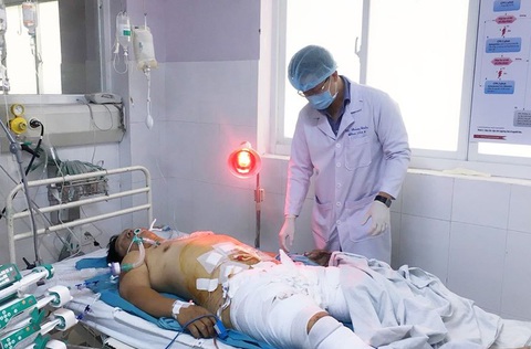 Cứu sống ca tai nạn giao thông nhờ báo động đỏ nội viện - Ảnh 1. Cứu sống ca tai nạn giao thông nhờ báo động đỏ nội viện - Ảnh 1.