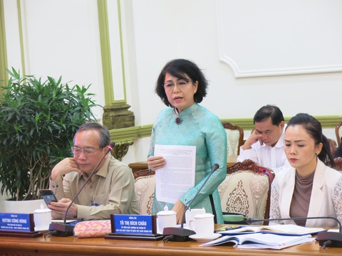 Sửa Luật thi đua khen thưởng theo hướng giảm báo cáo thành tích lê thê - Ảnh 1. Sửa Luật thi đua khen thưởng theo hướng giảm báo cáo thành tích lê thê - Ảnh 1.