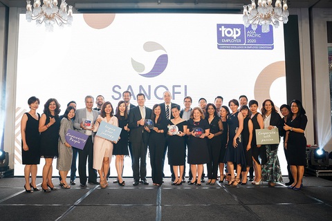 Sanofi Việt Nam 2 năm liền được vinh danh là nhà tuyển dụng hàng đầu - Ảnh 1. Sanofi Việt Nam 2 năm liền được vinh danh là nhà tuyển dụng hàng đầu - Ảnh 1.