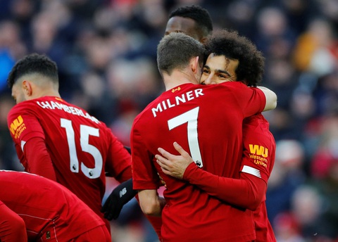 Thắng Watford, Liverpool hơn Man City 17 điểm - Ảnh 1. Thắng Watford, Liverpool hơn Man City 17 điểm - Ảnh 1.