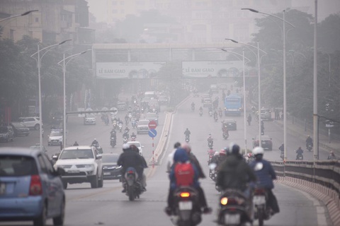 Ô nhiễm khủng khiếp, Bộ TN-MT khuyến cáo hạn chế hoạt động ngoài trời - Ảnh 1. Ô nhiễm khủng khiếp, Bộ TN-MT khuyến cáo hạn chế hoạt động ngoài trời - Ảnh 1.