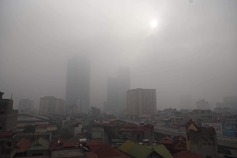 Ô nhiễm khủng khiếp, Bộ TN-MT khuyến cáo hạn chế hoạt động ngoài trời - Ảnh 2. Ô nhiễm khủng khiếp, Bộ TN-MT khuyến cáo hạn chế hoạt động ngoài trời - Ảnh 2.