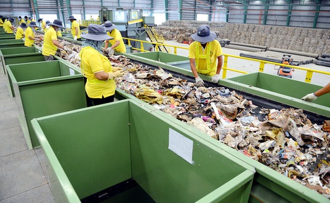 Khu xử lý rác cho TP.HCM, Long AN... 20 năm vẫn nhùng nhằng - Ảnh 4. Khu xử lý rác cho TP.HCM, Long AN... 20 năm vẫn nhùng nhằng - Ảnh 4.