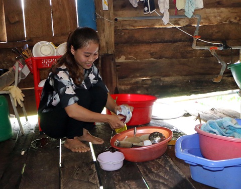 Sợ trò mất lớp đi lang thang, 8 cô giáo tình nguyện xin dạy không lương - Ảnh 6. Sợ trò mất lớp đi lang thang, 8 cô giáo tình nguyện xin dạy không lương - Ảnh 6.
