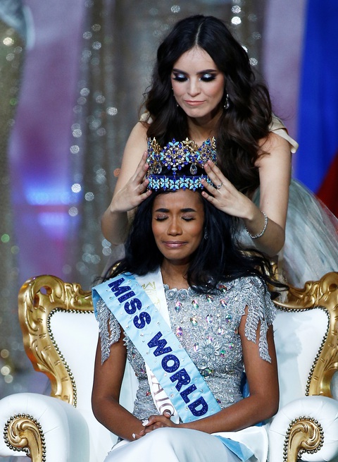 Miss World 2019 Toni-Ann Singh: Cô gái tài năng hết mực yêu thương mẹ - Ảnh 3. Miss World 2019 Toni-Ann Singh: Cô gái tài năng hết mực yêu thương mẹ - Ảnh 3.