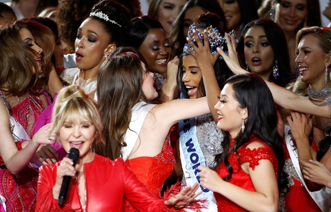 Miss World 2019 Toni-Ann Singh: Cô gái tài năng hết mực yêu thương mẹ - Ảnh 4. Miss World 2019 Toni-Ann Singh: Cô gái tài năng hết mực yêu thương mẹ - Ảnh 4.