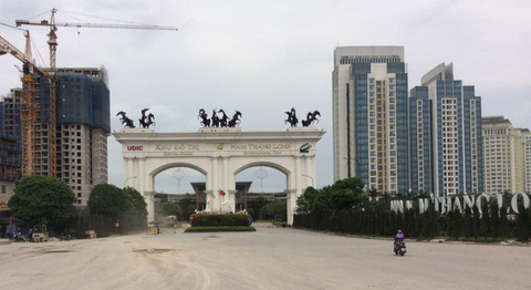 Đề nghị khởi tố vụ bé trai 12 tuổi ở khu đô thị Ciputra bị hàng xóm đánh chấn động não - Ảnh 1. Đề nghị khởi tố vụ bé trai 12 tuổi ở khu đô thị Ciputra bị hàng xóm đánh chấn động não - Ảnh 1.