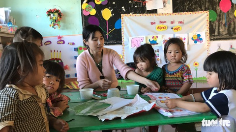 8 cô giáo mầm non tình nguyện dạy không lương đã trúng tuyển viên chức - Ảnh 2. 8 cô giáo mầm non tình nguyện dạy không lương đã trúng tuyển viên chức - Ảnh 2.