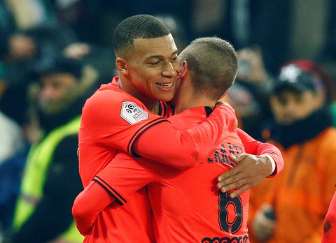 Mbappe lập cú đúp giúp PSG thẳng tiến - Ảnh 1. Mbappe lập cú đúp giúp PSG thẳng tiến - Ảnh 1.