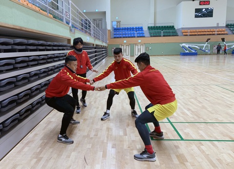 Trung vệ Đình Trọng đã tập chung cùng đội tuyển U23 Việt Nam - Ảnh 3. Trung vệ Đình Trọng đã tập chung cùng đội tuyển U23 Việt Nam - Ảnh 3.