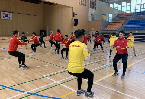 Trung vệ Đình Trọng đã tập chung cùng đội tuyển U23 Việt Nam - Ảnh 2. Trung vệ Đình Trọng đã tập chung cùng đội tuyển U23 Việt Nam - Ảnh 2.