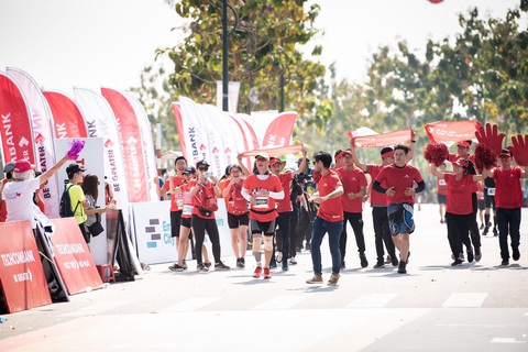 Giải Marathon quốc tế TP.HCM Techcombank 2019: Cùng nhau vượt trội hơn mỗi ngày - Ảnh 3. Giải Marathon quốc tế TP.HCM Techcombank 2019: Cùng nhau vượt trội hơn mỗi ngày - Ảnh 3.