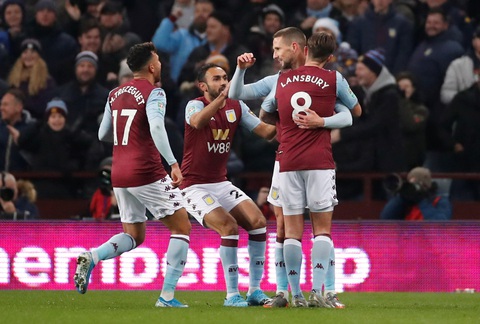 Liverpool thảm bại 0-5 trước Aston Villa ở Cúp Liên đoàn - Ảnh 1. Liverpool thảm bại 0-5 trước Aston Villa ở Cúp Liên đoàn - Ảnh 1.