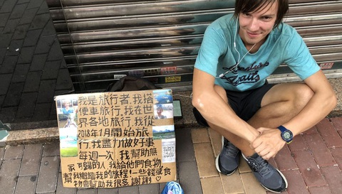 Du lịch ăn mày ở Hong Kong 2 năm đủ mua căn hộ ở Matxcơva? - Ảnh 5. Du lịch ăn mày ở Hong Kong 2 năm đủ mua căn hộ ở Matxcơva? - Ảnh 5.