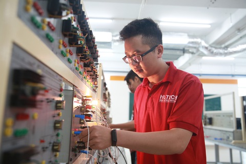 Nhiều trường đại học tổ chức thi tuyển sinh riêng - Ảnh 1. Nhiều trường đại học tổ chức thi tuyển sinh riêng - Ảnh 1.