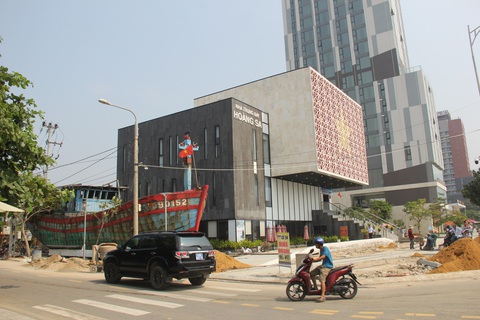 Nhà trưng bày Hoàng Sa thành điểm du lịch - Ảnh 1. Nhà trưng bày Hoàng Sa thành điểm du lịch - Ảnh 1.