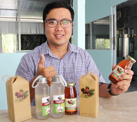 Mật dừa nước của chàng kỹ sư hóa - Ảnh 1. Mật dừa nước của chàng kỹ sư hóa - Ảnh 1.