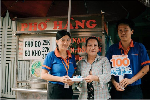 Ba năm, trăm nụ cười, gắn kết yêu thương - Ảnh 5. Ba năm, trăm nụ cười, gắn kết yêu thương - Ảnh 5.