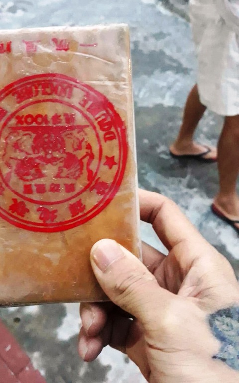Ma túy khủng liên tiếp dạt bờ biển miền Trung, cơ quan chức năng nói gì? - Ảnh 3. Ma túy khủng liên tiếp dạt bờ biển miền Trung, cơ quan chức năng nói gì? - Ảnh 3.