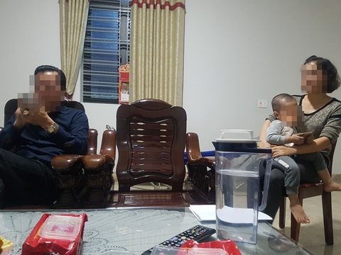 Vợ chánh văn phòng tòa án huyện sốc khi biết tin chồng bị truy nã - Ảnh 2. Vợ chánh văn phòng tòa án huyện sốc khi biết tin chồng bị truy nã - Ảnh 2.