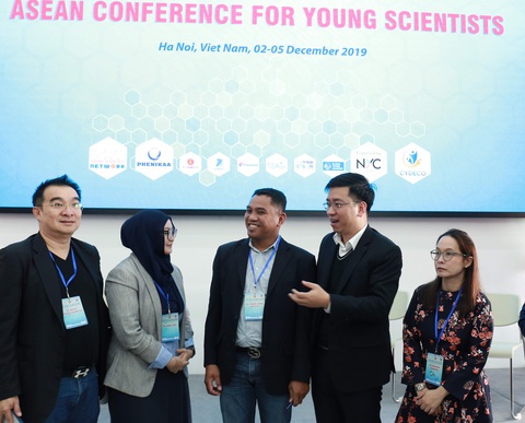Chính thức khai mạc Hội nghị các nhà khoa học trẻ ASEAN tại Hà Nội - Ảnh 1. Chính thức khai mạc Hội nghị các nhà khoa học trẻ ASEAN tại Hà Nội - Ảnh 1.