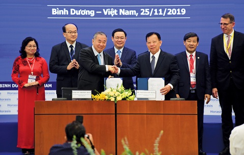 Cơ hội mở ra từ hội nghị quốc tế - Ảnh 2. Cơ hội mở ra từ hội nghị quốc tế - Ảnh 2.