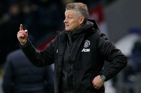 CĐV M.U sau trận hòa Aston Villa: Emery, Pochettino đang đợi Solskjaer ơi! - Ảnh 1. CĐV M.U sau trận hòa Aston Villa: Emery, Pochettino đang đợi Solskjaer ơi! - Ảnh 1.
