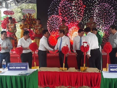 TP.HCM khởi công dự án xử lý rác thải rắn công nghiệp công suất 500 tấn/ngày - Ảnh 1. TP.HCM khởi công dự án xử lý rác thải rắn công nghiệp công suất 500 tấn/ngày - Ảnh 1.