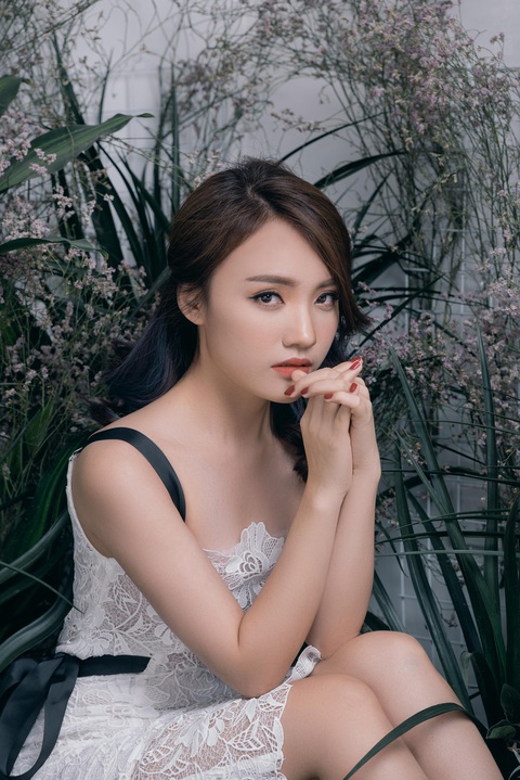 Hiện tượng nhái giọng gây sốc Nhật Thủy: Từng muốn làm lại mặt như Đức Phúc - Ảnh 6. Hiện tượng nhái giọng gây sốc Nhật Thủy: Từng muốn làm lại mặt như Đức Phúc - Ảnh 6.