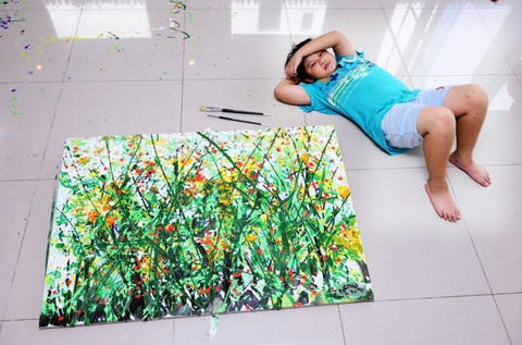 Xèo Chu - Thần đồng hội họa Việt được ví như danh họa Pollock - Ảnh 1. Xèo Chu - Thần đồng hội họa Việt được ví như danh họa Pollock - Ảnh 1.