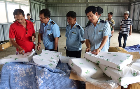 Báo động hàng made in Vietnam nhưng nguồn gốc ở đâu đâu - Ảnh 2. Báo động hàng made in Vietnam nhưng nguồn gốc ở đâu đâu - Ảnh 2.