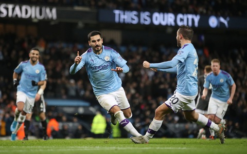 Thắng ngược hiện tượng Leicester, M.C thu hẹp khoảng cách với Liverpool - Ảnh 2. Thắng ngược hiện tượng Leicester, M.C thu hẹp khoảng cách với Liverpool - Ảnh 2.