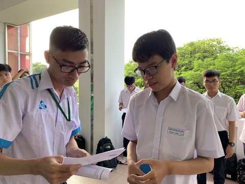 ĐH Quốc gia TP.HCM công bố mẫu đề thi đánh giá năng lực 2021 - Ảnh 1. ĐH Quốc gia TP.HCM công bố mẫu đề thi đánh giá năng lực 2021 - Ảnh 1.