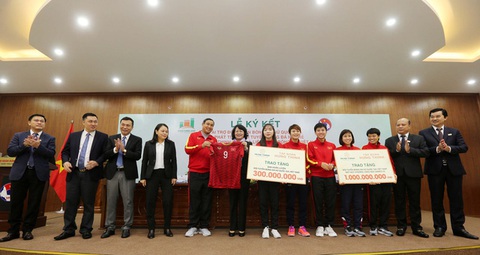 Hưng Thịnh Land tài trợ cho bóng đá nữ Việt Nam 100 tỉ đồng - Ảnh 3. Hưng Thịnh Land tài trợ cho bóng đá nữ Việt Nam 100 tỉ đồng - Ảnh 3.
