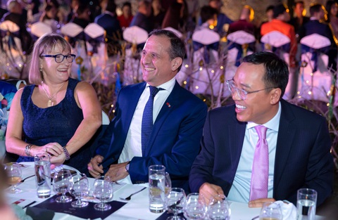 Top Chef Vietnam 2019 nhận giải hoành tráng tại dinh thự Lãnh sự quán Pháp - Ảnh 7. Top Chef Vietnam 2019 nhận giải hoành tráng tại dinh thự Lãnh sự quán Pháp - Ảnh 7.