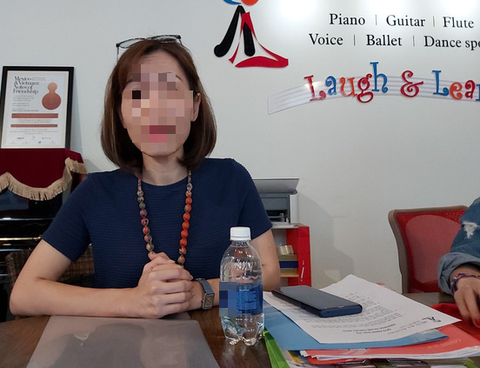 Phụ huynh tát giáo viên ở Đà Nẵng nhận sai và muốn xin lỗi - Ảnh 2. Phụ huynh tát giáo viên ở Đà Nẵng nhận sai và muốn xin lỗi - Ảnh 2.