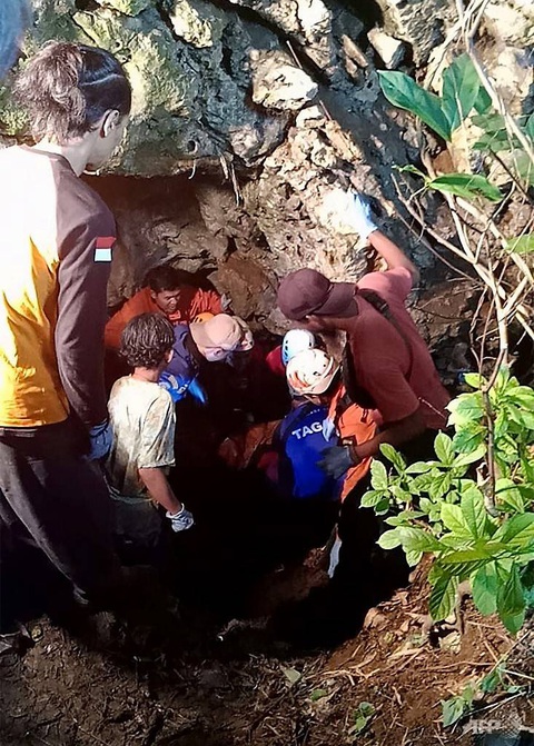 Vào hang thám hiểm gặp mưa lớn, 3 sinh viên Indonesia thiệt mạng - Ảnh 3. Vào hang thám hiểm gặp mưa lớn, 3 sinh viên Indonesia thiệt mạng - Ảnh 3.