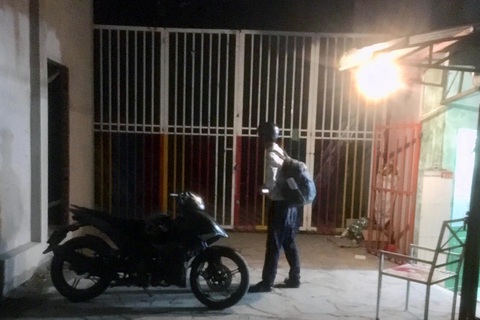 Thi thể người đàn ông trong lu nước ở khu mộ cổ Bình Dương - Ảnh 2. Thi thể người đàn ông trong lu nước ở khu mộ cổ Bình Dương - Ảnh 2.