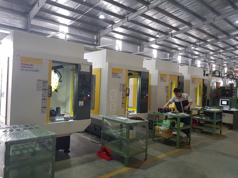 Ngành chế biến chế tạo lần đầu xuất siêu 100 triệu USD - Ảnh 1. Ngành chế biến chế tạo lần đầu xuất siêu 100 triệu USD - Ảnh 1.