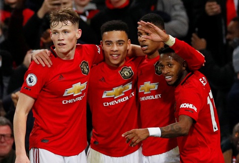 Hiệp 1 bùng nổ, M.U có thắng lợi dễ dàng trước Newcastle - Ảnh 2. Hiệp 1 bùng nổ, M.U có thắng lợi dễ dàng trước Newcastle - Ảnh 2.
